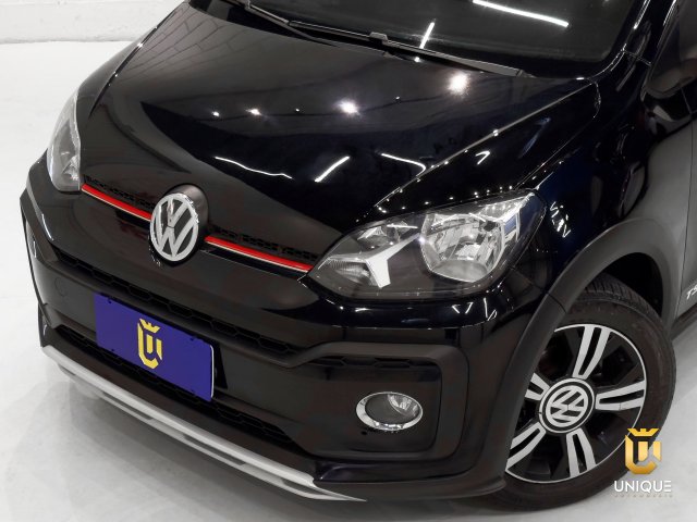 Volkswagen Up 1.0 170 TSI TOTAL FLEX XTREME 4P MANUAL 2019/2020 preto à venda na Unique Automóveis em Indaiatuba — foto 3