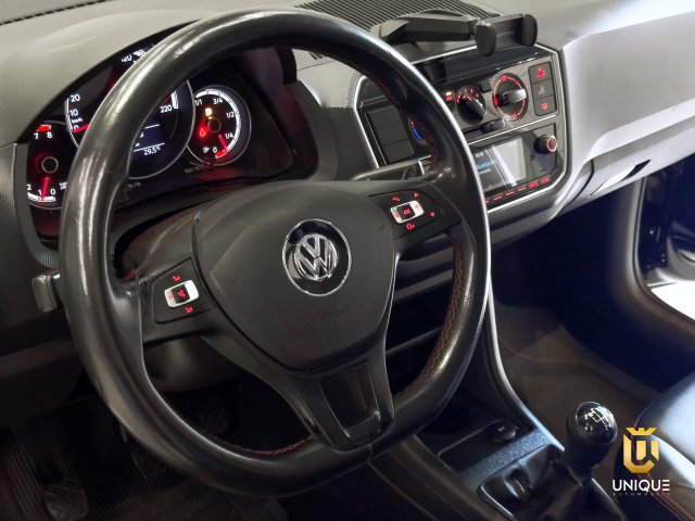 Volkswagen Up 1.0 170 TSI TOTAL FLEX XTREME 4P MANUAL 2019/2020 preto à venda na Unique Automóveis em Indaiatuba — foto 15
