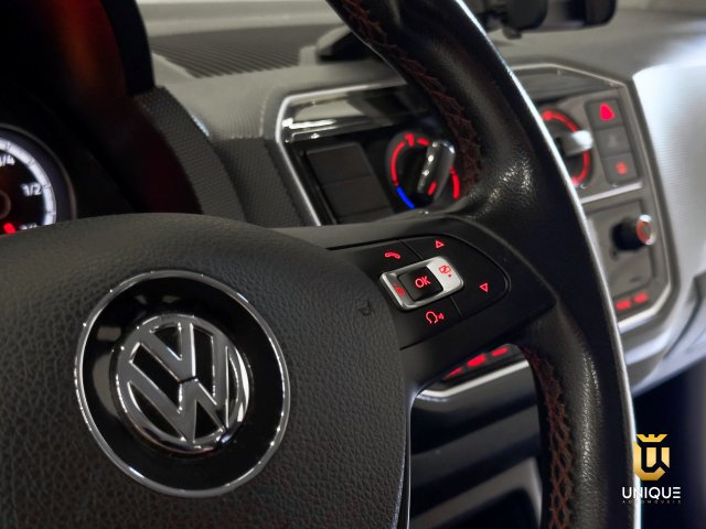 Volkswagen Up 1.0 170 TSI TOTAL FLEX XTREME 4P MANUAL 2019/2020 preto à venda na Unique Automóveis em Indaiatuba — foto 16