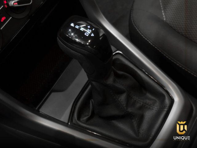 Volkswagen T-cross 1.0 200 TSI TOTAL FLEX COMFORTLINE AUTOMÁTICO 2022/2023 preto à venda na Unique Automóveis em Indaiatuba — foto 13