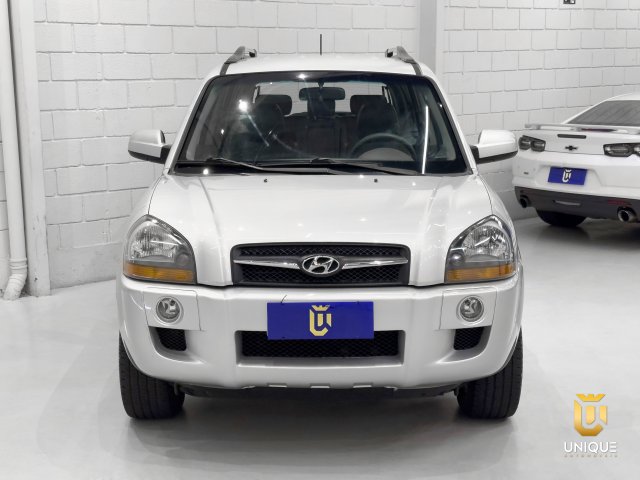 Hyundai Tucson 2.0 MPFI GLS 16V 143CV 2WD FLEX 4P AUTOMÁTICO 2016/2017 prata à venda na Unique Automóveis em Indaiatuba — foto 4