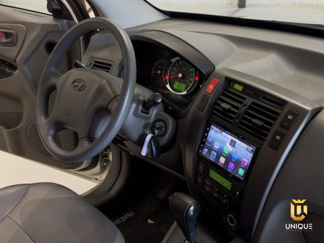 Hyundai Tucson 2.0 MPFI GLS 16V 143CV 2WD FLEX 4P AUTOMÁTICO 2016/2017 prata à venda na Unique Automóveis em Indaiatuba — foto 20