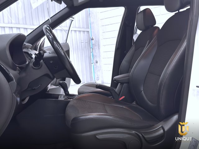 Hyundai Creta 2.0 16V FLEX SPORT AUTOMÁTICO 2017/2018 branco à venda na Unique Automóveis em Indaiatuba — foto 10