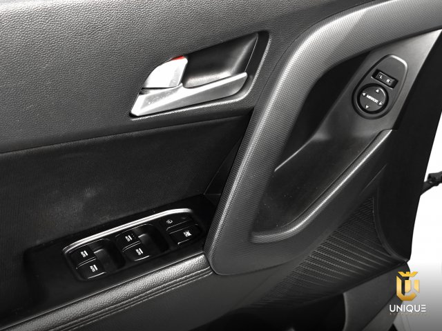 Hyundai Creta 2.0 16V FLEX SPORT AUTOMÁTICO 2017/2018 branco à venda na Unique Automóveis em Indaiatuba — foto 11