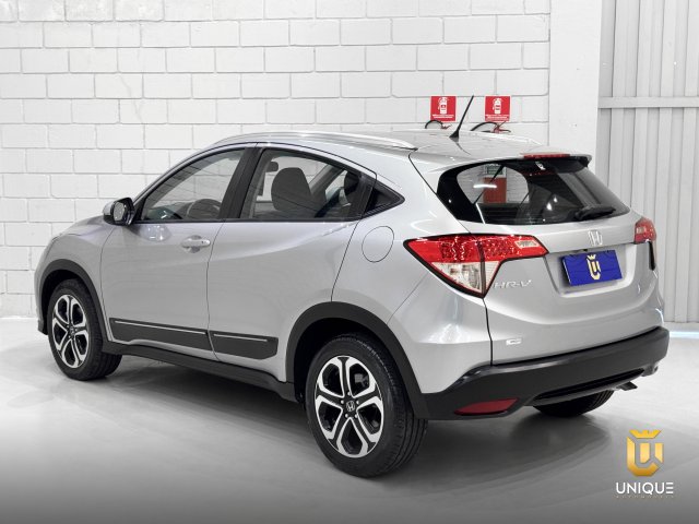 Honda Hr-v 1.8 16V FLEX EX 4P AUTOMÁTICO 2018 prata à venda na Unique Automóveis em Indaiatuba — foto 6