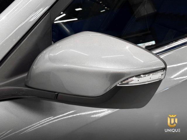 Chevrolet Tracker 1.2 TURBO FLEX PREMIER AUTOMÁTICO 2023/2024 prata à venda na Unique Automóveis em Indaiatuba — foto 9