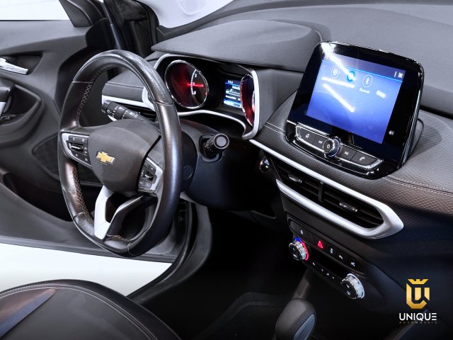 Chevrolet Tracker 1.2 TURBO FLEX PREMIER AUTOMÁTICO 2023/2024 prata à venda na Unique Automóveis em Indaiatuba — foto 19