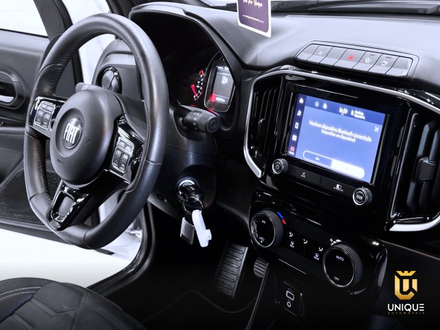 Fiat Strada 1.3 FIREFLY FLEX VOLCANO CD CVT 2022/2023 branco à venda na Unique Automóveis em Indaiatuba — foto 10