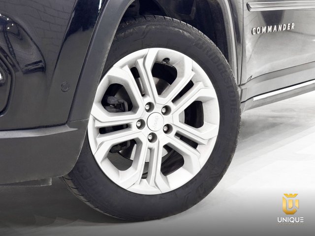 Jeep Commander 1.3 T270 TURBO FLEX LONGITUDE AT6 2023 preto à venda na Unique Automóveis em Indaiatuba — foto 7
