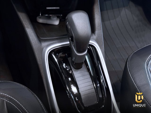 Chevrolet Tracker 1.0 TURBO FLEX PREMIER AUTOMÁTICO 2023 branco à venda na Unique Automóveis em Indaiatuba — foto 15