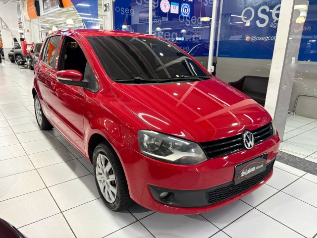 foto do veículo Volkswagen Fox  sedan 1.0 MI 8V FLEX 4P MANUAL