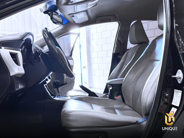Toyota Corolla 2.0 ALTIS 16V FLEX 4P AUTOMÁTICO 2015/2016 preto à venda na Unique Automóveis em Indaiatuba — foto 10
