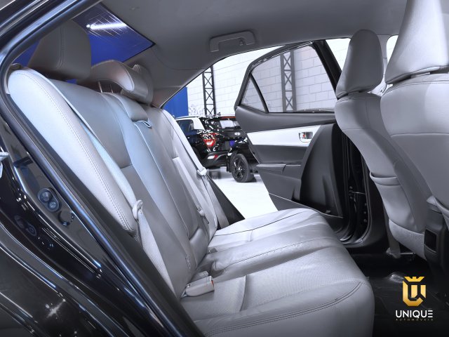 Toyota Corolla 2.0 ALTIS 16V FLEX 4P AUTOMÁTICO 2015/2016 preto à venda na Unique Automóveis em Indaiatuba — foto 17