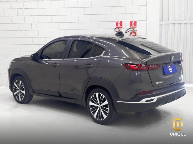 Fiat Fastback 1.0 TURBO 200 FLEX AUDACE CVT 2023 cinza à venda na Unique Automóveis em Indaiatuba — foto 6