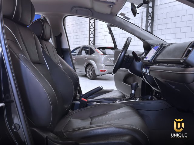 Honda City 1.5 I-VTEC FLEX HATCH EXL CVT 2022/2023 preto à venda na Unique Automóveis em Indaiatuba — foto 13