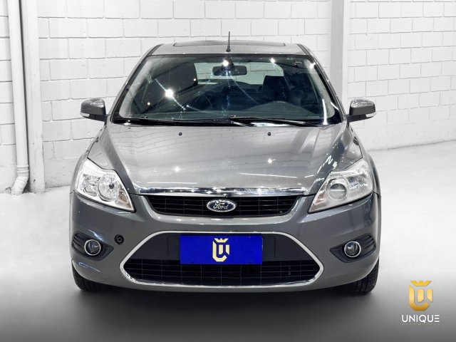 Ford Focus Hatch 2.0 TITANIUM HATCH 16V FLEX 4P AUTOMÁTICO 2013 cinza à venda na Unique Automóveis em Indaiatuba — foto 4