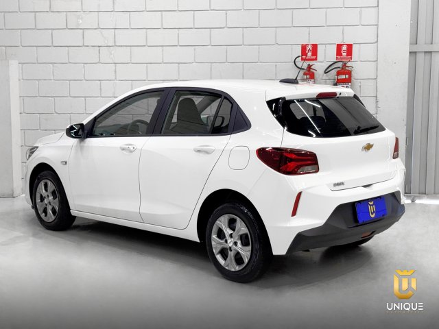 Chevrolet Onix 1.0 TURBO FLEX LT MANUAL 2019/2020 branco à venda na Unique Automóveis em Indaiatuba — foto 6