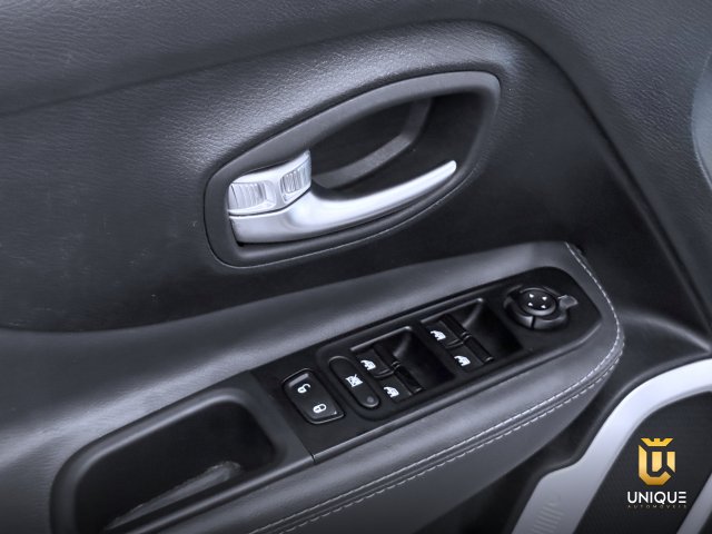 Jeep Renegade 1.8 16V FLEX 4P AUTOMATICO 2019/2020 branco à venda na Unique Automóveis em Indaiatuba — foto 11