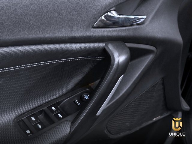 Chevrolet Tracker 1.0 TURBO FLEX PREMIER AUTOMÁTICO 2022/2023 preto à venda na Unique Automóveis em Indaiatuba — foto 11
