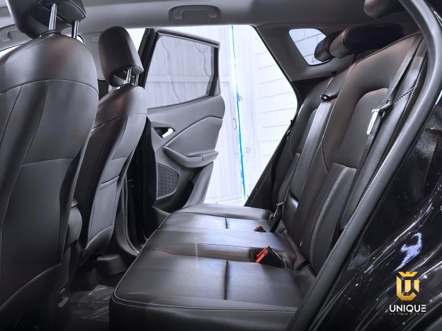 Chevrolet Tracker 1.0 TURBO FLEX PREMIER AUTOMÁTICO 2022/2023 preto à venda na Unique Automóveis em Indaiatuba — foto 13