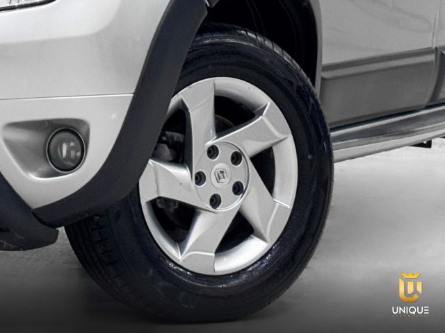 Renault Duster 1.6 DYNAMIQUE 4X2 16V FLEX 4P MANUAL 2013/2014 prata à venda na Unique Automóveis em Indaiatuba — foto 7