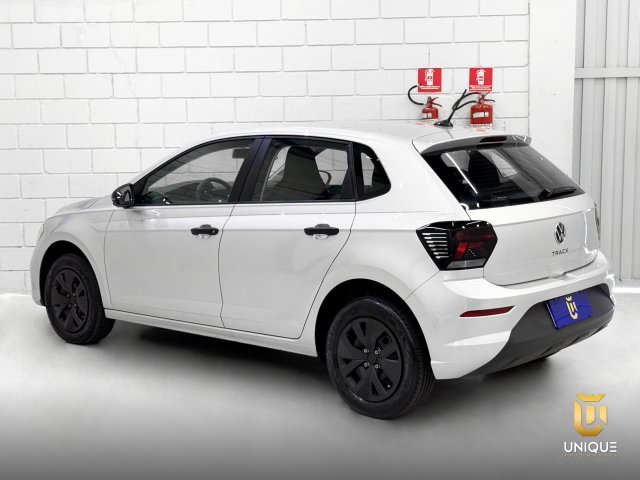 Volkswagen Polo 1.0 MPI TRACK MANUAL 2024/2025 prata à venda na Unique Automóveis em Indaiatuba — foto 6