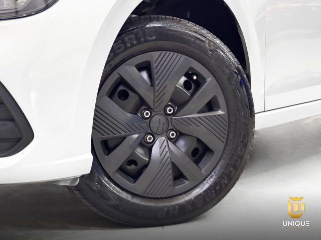 Volkswagen Polo 1.0 MPI TRACK MANUAL 2024/2025 prata à venda na Unique Automóveis em Indaiatuba — foto 7