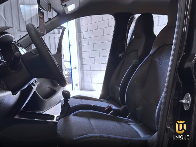 Renault Kwid 1.0 12V SCE FLEX INTENSE MANUAL 2025/2026 preto à venda na Unique Automóveis em Indaiatuba — foto 14