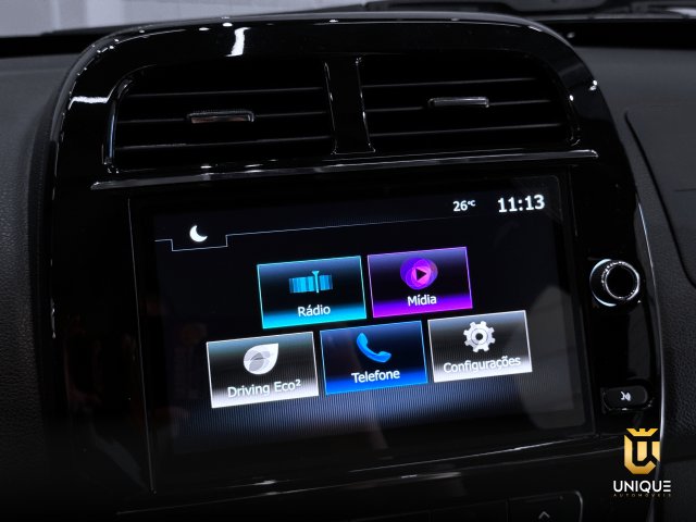 Renault Kwid 1.0 12V SCE FLEX INTENSE MANUAL 2025/2026 preto à venda na Unique Automóveis em Indaiatuba — foto 18