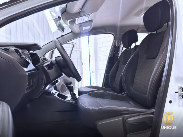Renault Captur 2019 branco à venda na Unique Automóveis em Indaiatuba — foto 10