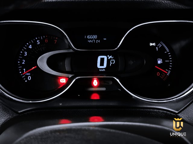 Renault Captur 2019 branco à venda na Unique Automóveis em Indaiatuba — foto 13