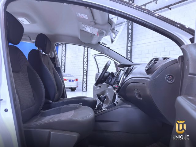 Renault Captur 2019 branco à venda na Unique Automóveis em Indaiatuba — foto 18