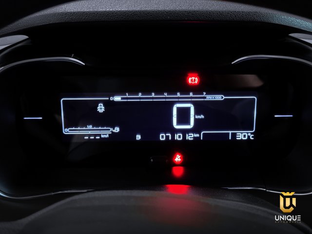 Citroën C4 Cactus 1.6 VTI 120 FLEX LIVE MANUAL 2018/2019 prata à venda na Unique Automóveis em Indaiatuba — foto 15