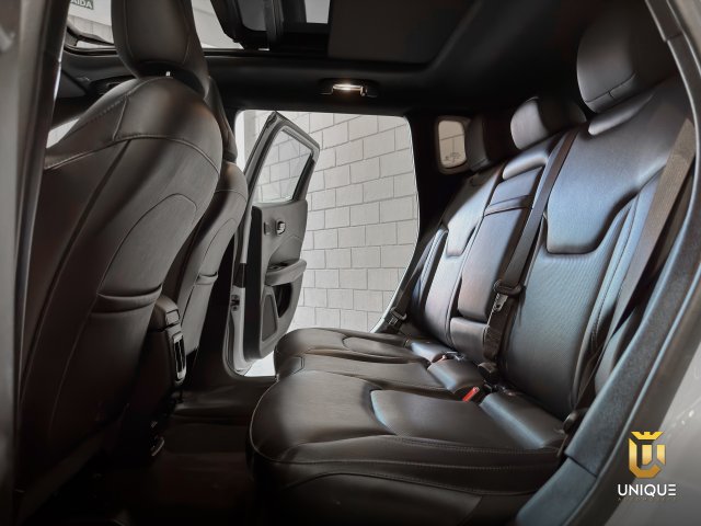 Jeep Compass 2.0 16V DIESEL LIMITED 4X4 AUTOMÁTICO 2020/2021 branco à venda na Unique Automóveis em Indaiatuba — foto 17