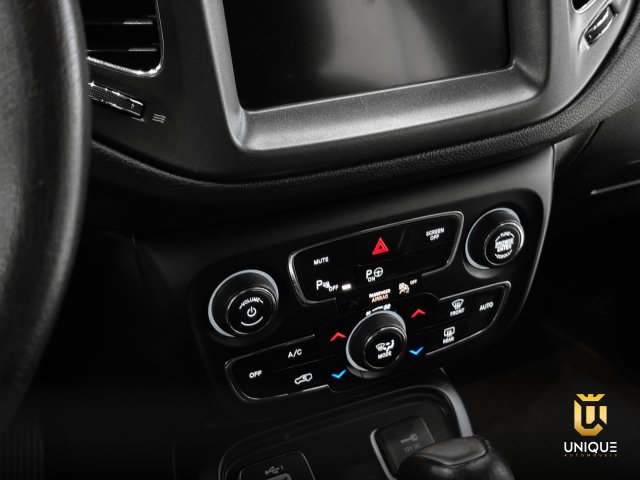 Jeep Compass 2.0 16V FLEX LONGITUDE AUTOMÁTICO 2020/2021 azul à venda na Unique Automóveis em Indaiatuba — foto 15