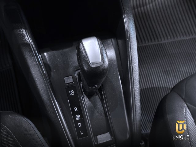 Nissan Kicks 1.6 16V FLEXSTART S DIRECT 4P XTRONIC 2019 vermelho à venda na Unique Automóveis em Indaiatuba — foto 16
