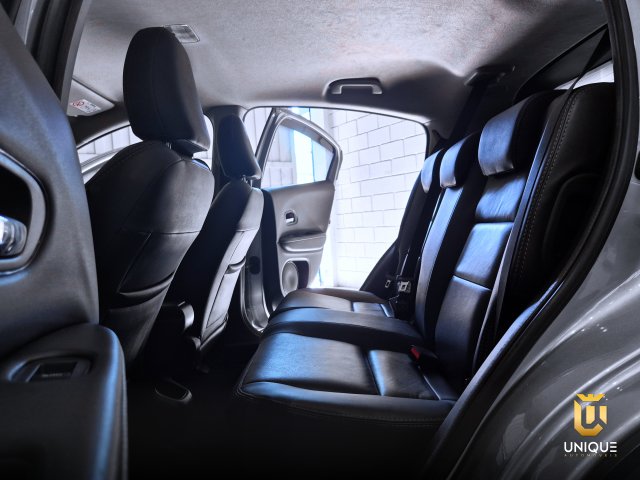Honda Hr-v 1.8 16V FLEX LX 4P AUTOMÁTICO 2021 prata à venda na Unique Automóveis em Indaiatuba — foto 16