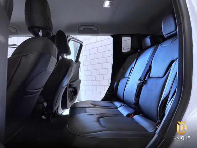Jeep Renegade 1.3 T270 TURBO FLEX LONGITUDE AT6 2025/2026 branco à venda na Unique Automóveis em Indaiatuba — foto 10