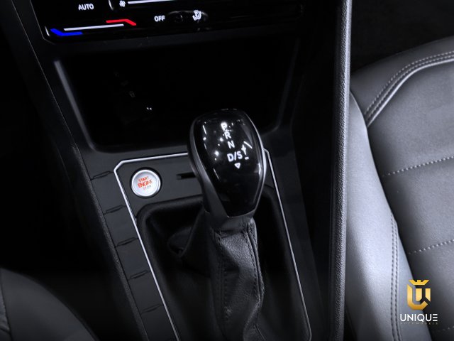 Volkswagen Nivus 1.0 200 TSI TOTAL FLEX HIGHLINE AUTOMÁTICO 2023 preto à venda na Unique Automóveis em Indaiatuba — foto 16
