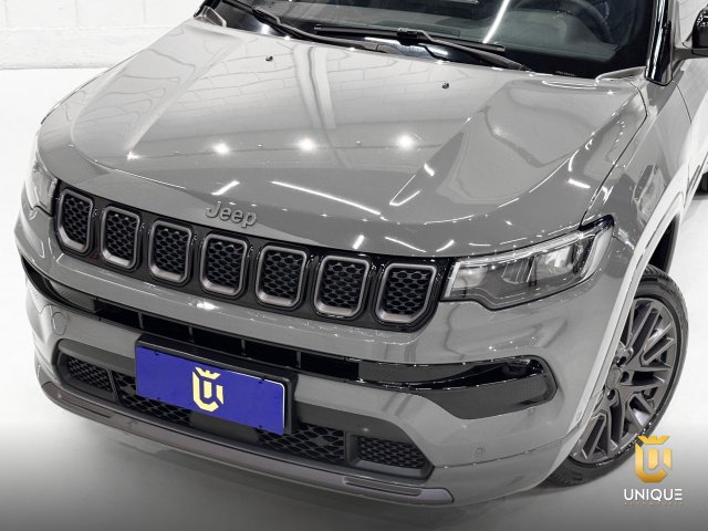 Jeep Compass 1.3 T270 TURBO FLEX S AT6 2022/2023 cinza à venda na Unique Automóveis em Indaiatuba — foto 3