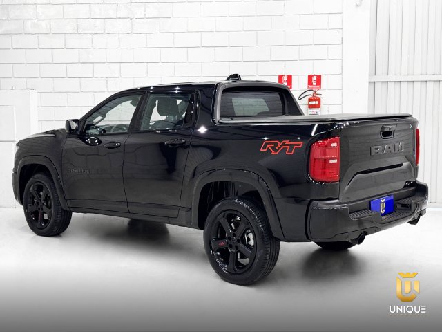 Ram Rampage 2.0 HURRICANE 4 TURBO GASOLINA R/T 4X4 AUTOMÁTICO 2025/2026 preto à venda na Unique Automóveis em Indaiatuba — foto 6