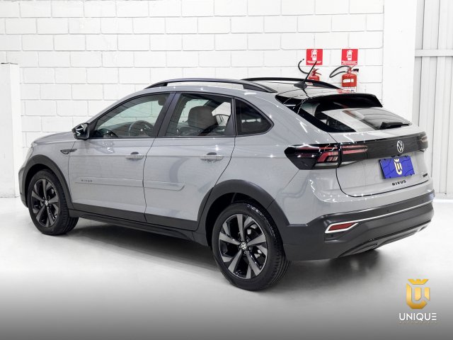 Volkswagen Nivus 1.0 200 TSI TOTAL FLEX HIGHLINE AUTOMÁTICO 2022/2023 cinza à venda na Unique Automóveis em Indaiatuba — foto 6
