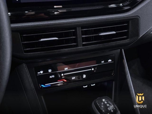 Volkswagen Nivus 1.0 200 TSI TOTAL FLEX HIGHLINE AUTOMÁTICO 2022/2023 cinza à venda na Unique Automóveis em Indaiatuba — foto 13