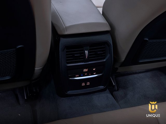 Bmw 320i 2.0 16V TURBO ACTIVE FLEX 4P AUTOMÁTICO 2022 azul à venda na Unique Automóveis em Indaiatuba — foto 21