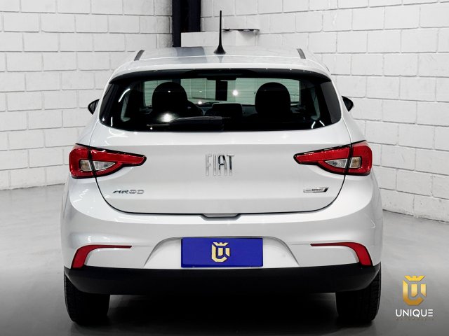 Fiat Argo 1.0 FIREFLY FLEX DRIVE MANUAL 2024/2025 prata à venda na Unique Automóveis em Indaiatuba — foto 5