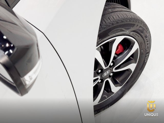 Hyundai Hb20 1.6 R SPEC 16V FLEX 4P MANUAL 2016/2017 prata à venda na Unique Automóveis em Indaiatuba — foto 7