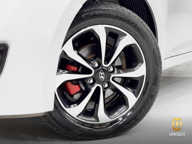 Hyundai Hb20 1.6 R SPEC 16V FLEX 4P MANUAL 2016/2017 prata à venda na Unique Automóveis em Indaiatuba — foto 8