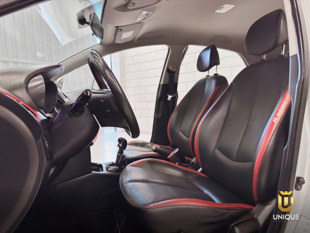 Hyundai Hb20 1.6 R SPEC 16V FLEX 4P MANUAL 2016/2017 prata à venda na Unique Automóveis em Indaiatuba — foto 12