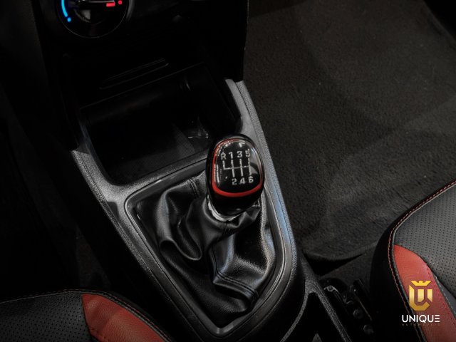 Hyundai Hb20 1.6 R SPEC 16V FLEX 4P MANUAL 2016/2017 prata à venda na Unique Automóveis em Indaiatuba — foto 17