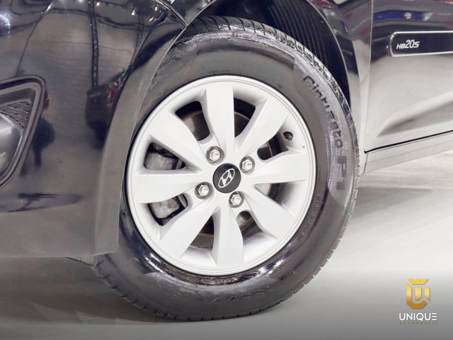 Hyundai Hb20s 1.6 COMFORT PLUS 16V FLEX 4P MANUAL 2014 preto à venda na Unique Automóveis em Indaiatuba — foto 7